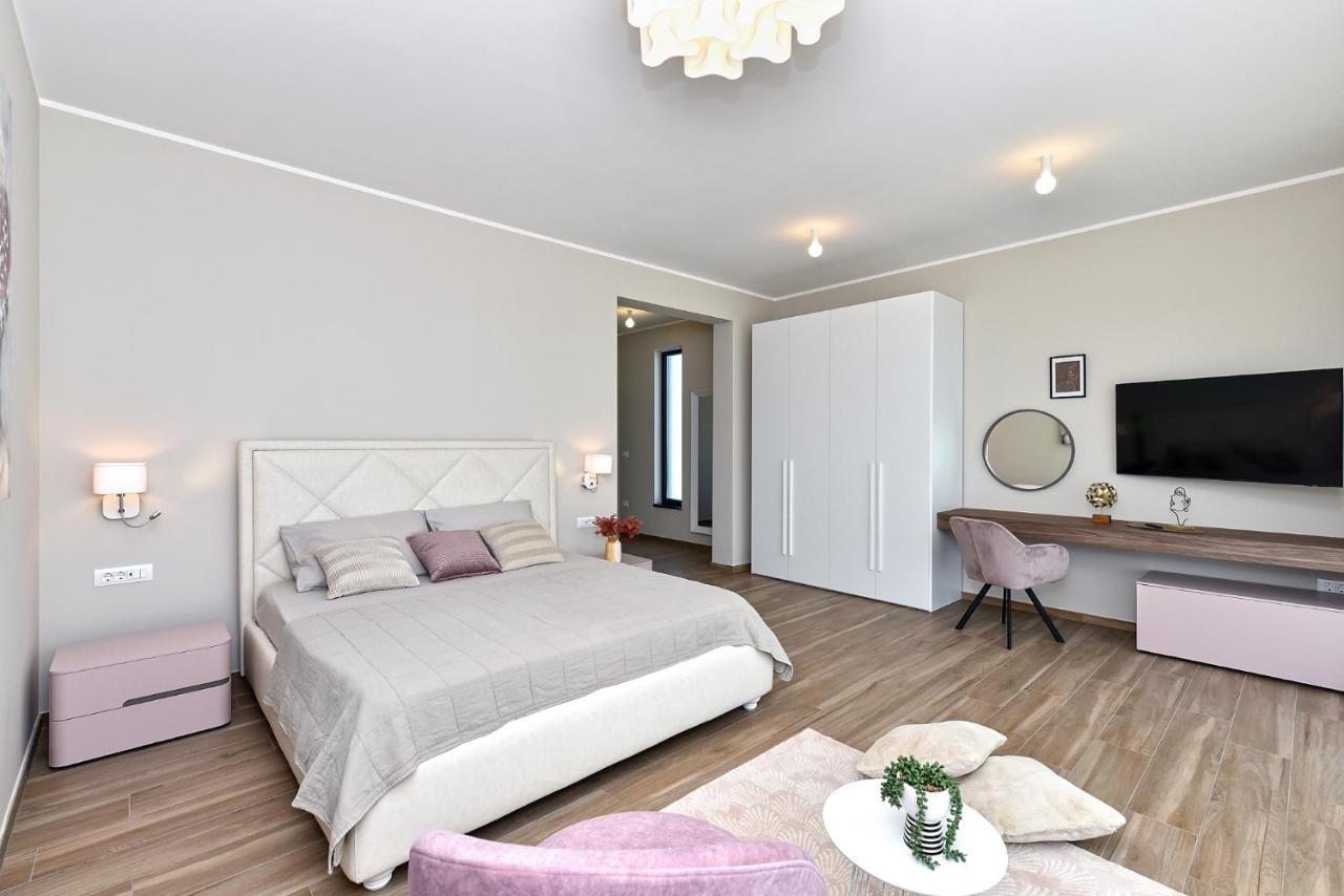 New Villa Tihi Otok Near The Beach Фажана Экстерьер фото